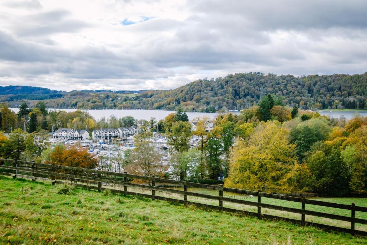 Stunning Cottage Grade 2 Listed With Parking And Hot Tub Bowness-on-Windermere Exterior photo